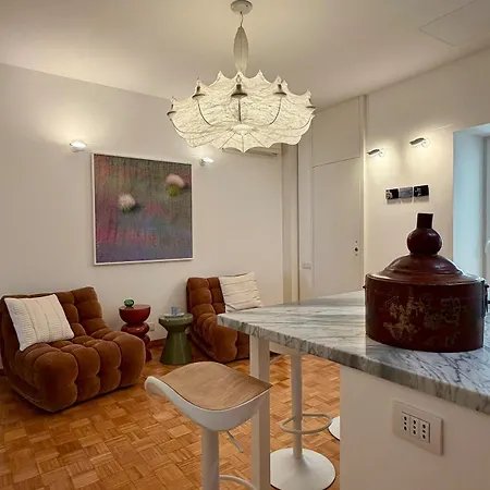 Apartment Smm