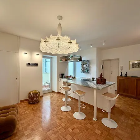 Smm Apartment *