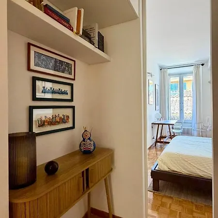 Smm Apartment