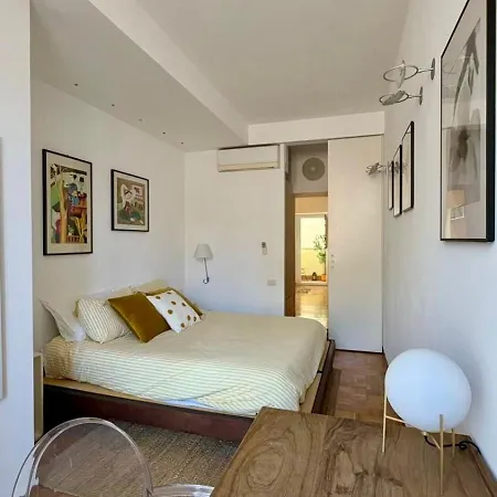 Apartment Smm
