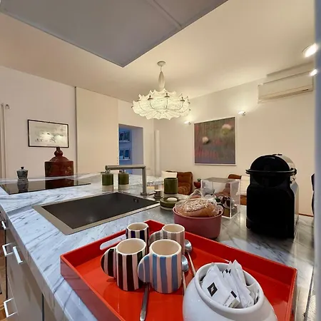 Apartment Smm Rom